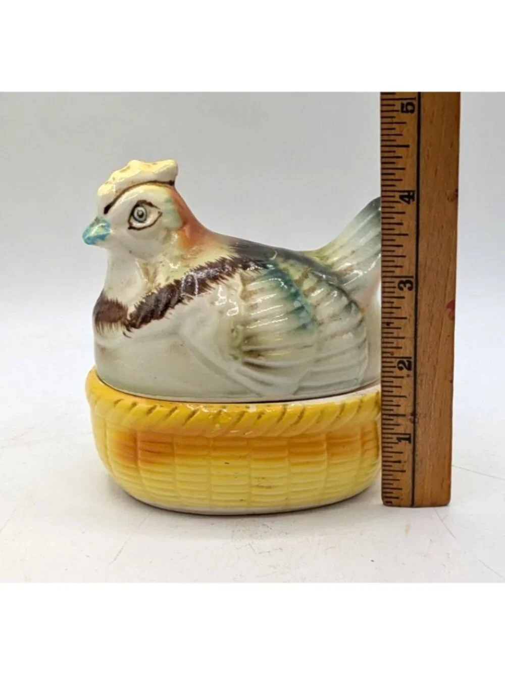 Vintage Ceramic Hen On Nest With Eggs Salt and Pepper Shakers 4